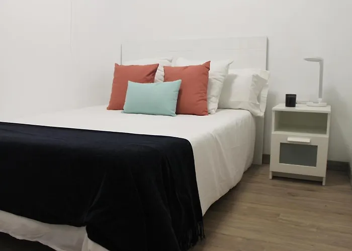 Estupendo Con Piscina En Apartamento