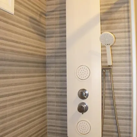 Estupendo Con Piscina En Apartamento *
